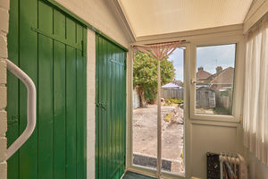 Utility Room- click for photo gallery